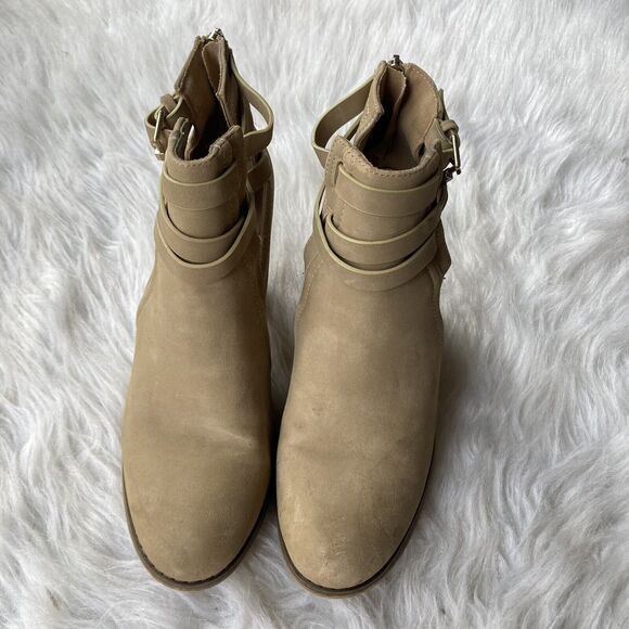 CALL IT SPRING Heels Sz 8.5M Beige Booties Strappy Ankle Back Zip Block Womens - Picture 2 of 13